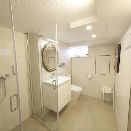 2 Zimmer I Kueche I Smarttv I Klima I Parkplatz I 3 Bed I Wlan Tacherting Exterior photo