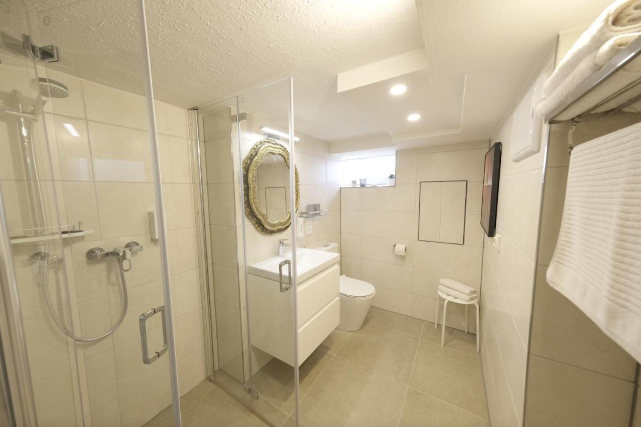 Apartment 2 I Kueche I Smarttv I Klima I Parkplatz I 3 Bed I Wlan Tacherting